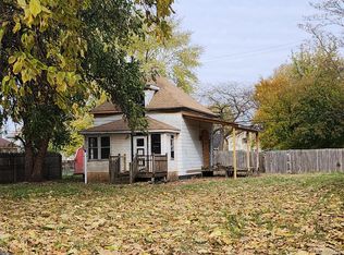 19 Orchard St, River Rouge, MI 48218