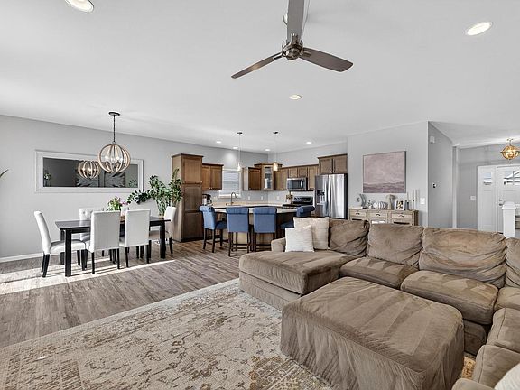 3rd image of 7109 Reston Heights Drive