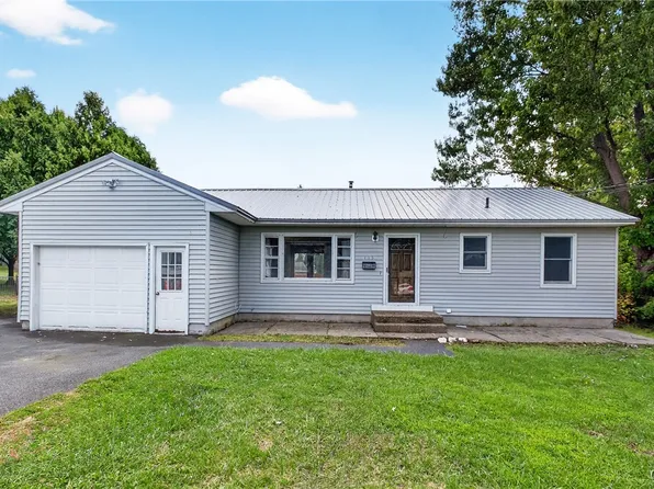 100 E Oneida St, Baldwinsville, NY 13027