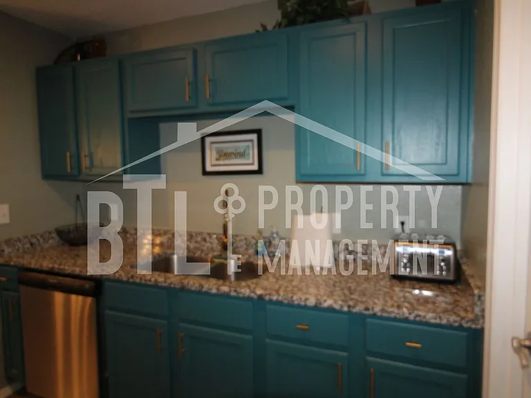 2905 Vineyards Pkwy #5 — Photo 15
