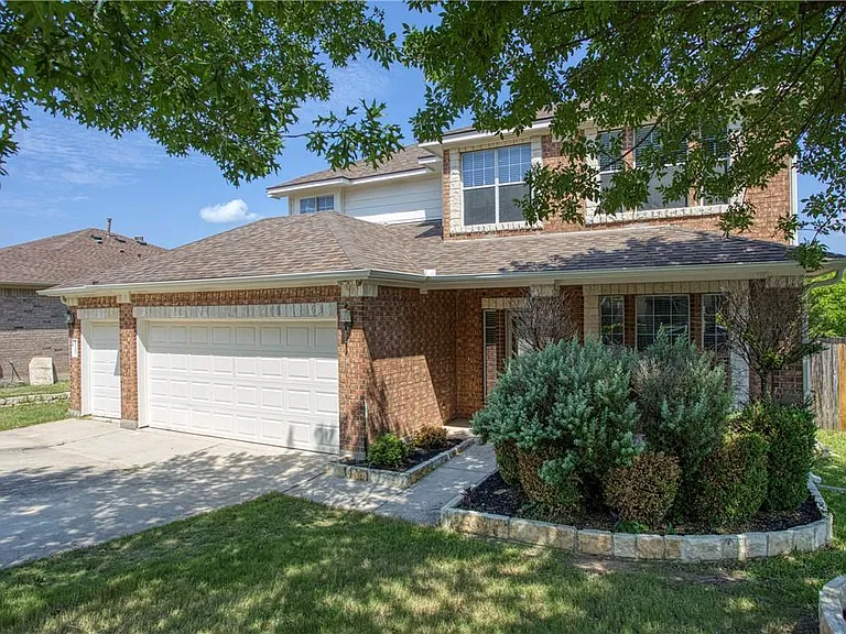 1107 Middle Brook Dr — Photo 1