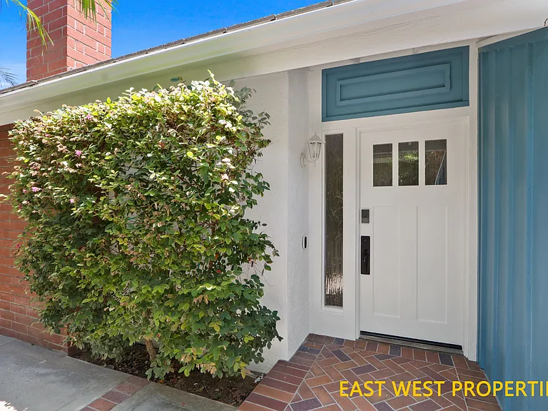 18 Timbergate — Photo 3