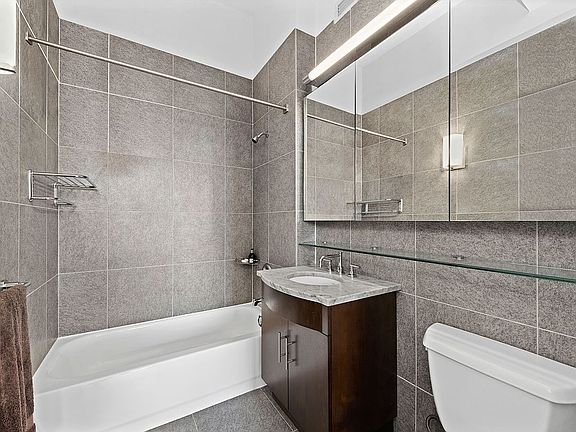 4th image of 80 John St APT 23B