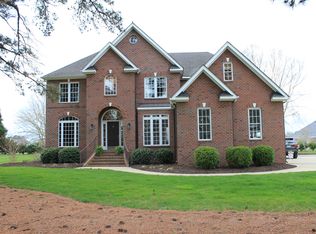 2061 Rivershore Rd, Elizabeth City, NC 27909