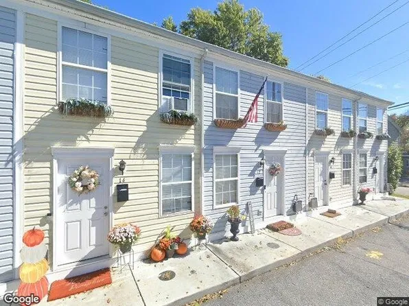 12 Johnson Pl, Annapolis, MD 21401