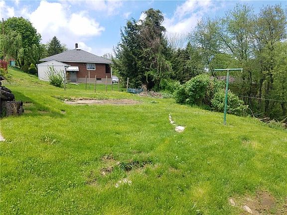 3rd image of 303 Kohler Ave