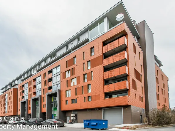 135 Barrette St #409, Ottawa, ON K1L 7Z9