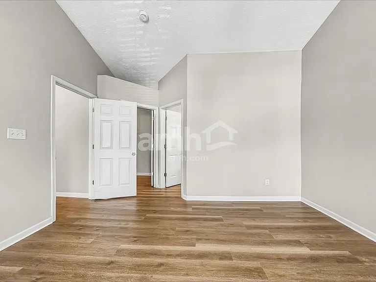 5686 Appaloosa Cir — Photo 10