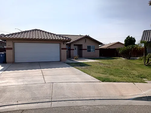 1424 Harding Ct Photo 1