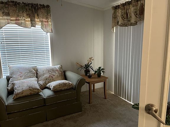4th image of 15777 Bolesta Rd #246