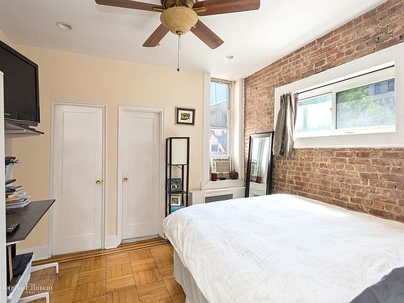 4th image of 315 E 58th St APT 3A
