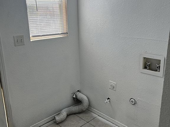 4th image of 8903 Padilla Dr APT A
