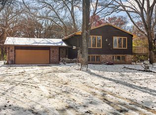 48 268th Ln NE, Isanti, MN 55040