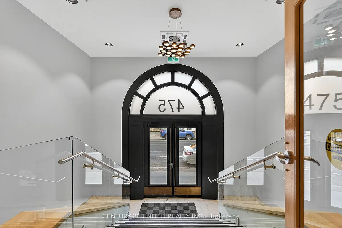 Building Photo - 475 George St N #413