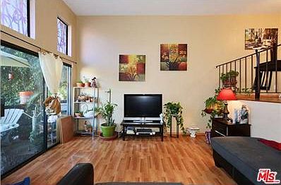 4th image of 9131 Burnet Ave Unit 32