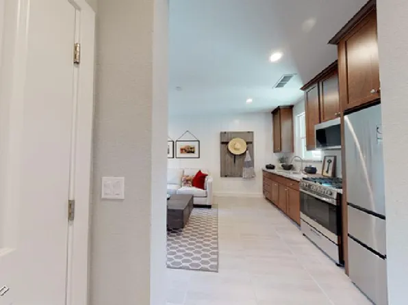 (undisclosed Address), Tracy, CA 95377