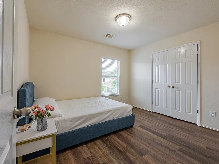 12031 Canyon Falls Dr — Photo 31