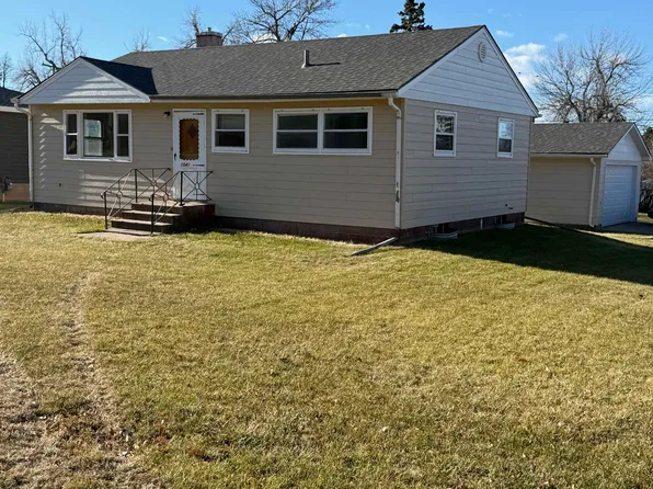 1041 State St, Spearfish, SD 57783
