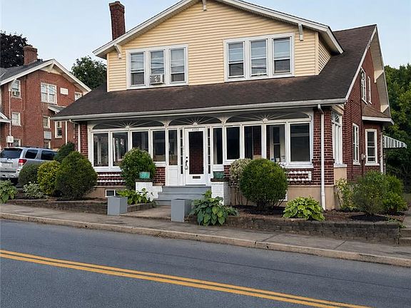 3rd image of 4330 Main St