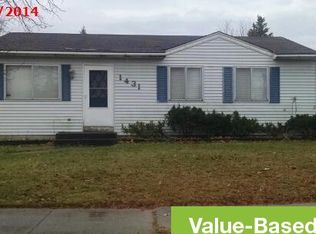 1431 Weymouth Ct, Lansing, MI 48911