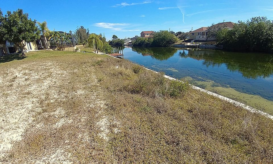 1st image of 212 NW 20th St
