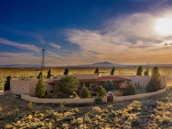 38 Marta Ct, Belen, NM 87002