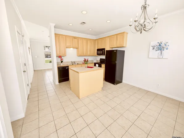 4000 Lake Beau Pre Blvd APT 14, Baton Rouge, LA 70820
