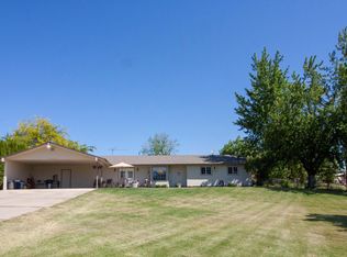 13507 Ahtanum Rd, Yakima, WA 98903