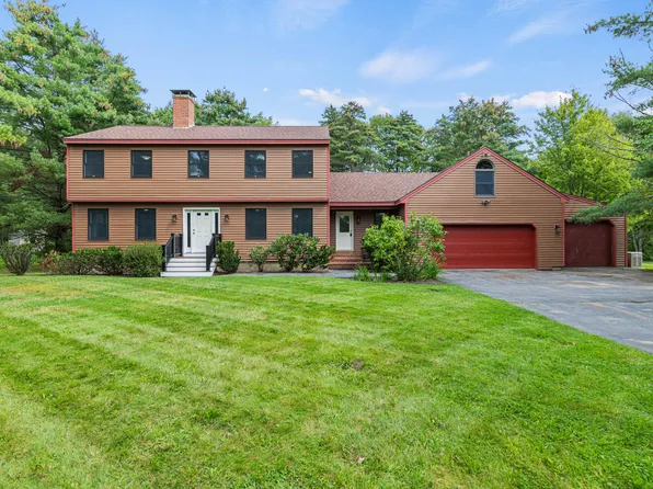 19 Merrill Road, Falmouth, ME 04105