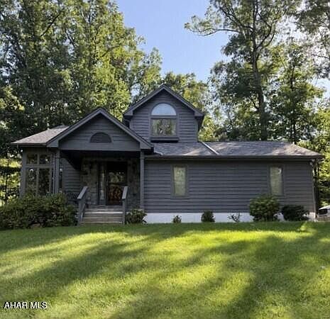 1st image of 307 Baker Ln