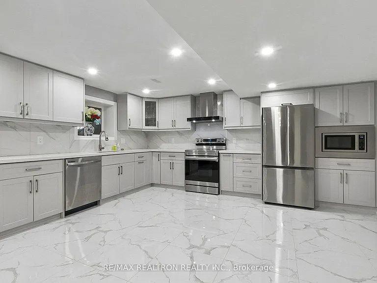 152 Rouge Bank Dr #BASEMENT — Photo 1