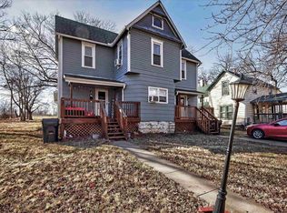 305 Wisconsin Ave, Holton, KS 66436