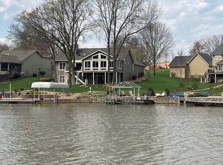 10 Lake Shore Cir, Lake Saint Louis, MO 63367