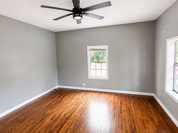 4th image of 294 Ridge St