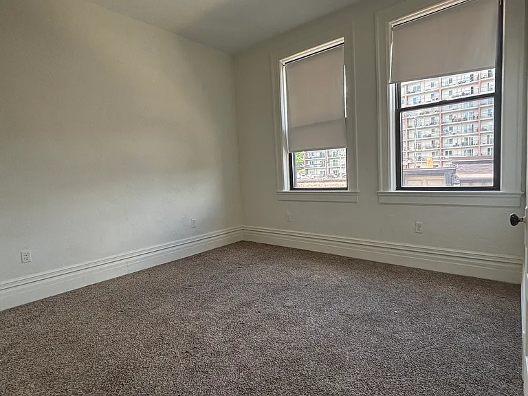 1 W Pike St #3C — Photo 12