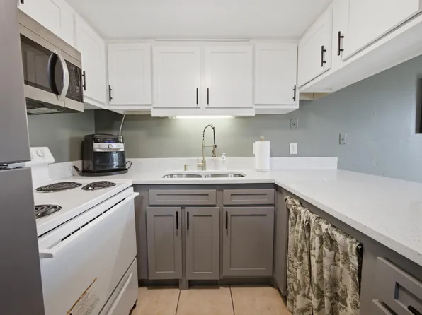 308 Miracle Strip Pkwy SW Unit 33B, Fort Walton Beach, FL 32548