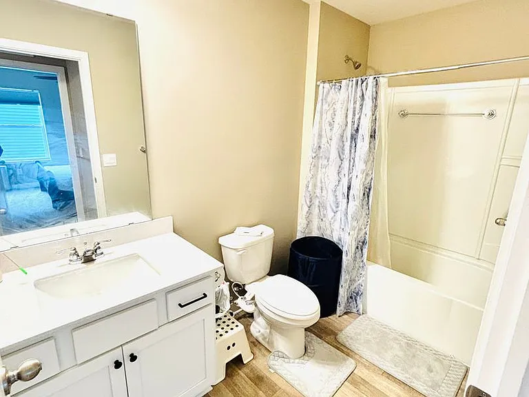18031 Headwaters Dr — Photo 16