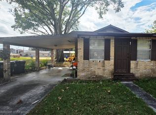 24 E 3rd St, Frostproof, FL 33843