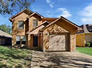 3005 Overland Trl, Dickinson, TX 77539