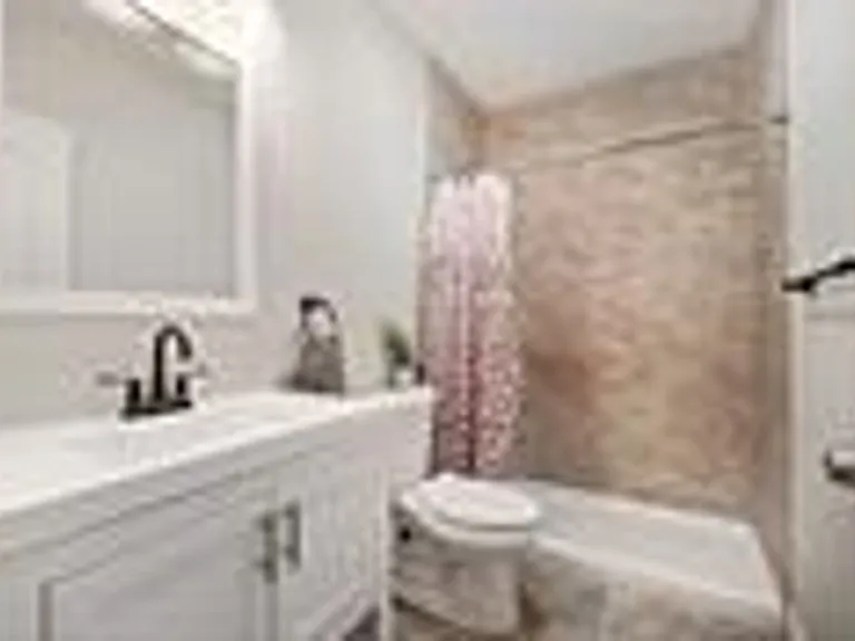 516 Borland St — Photo 20