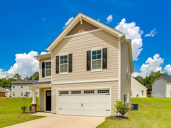 3rd image of 313 Crooked Pine Ct