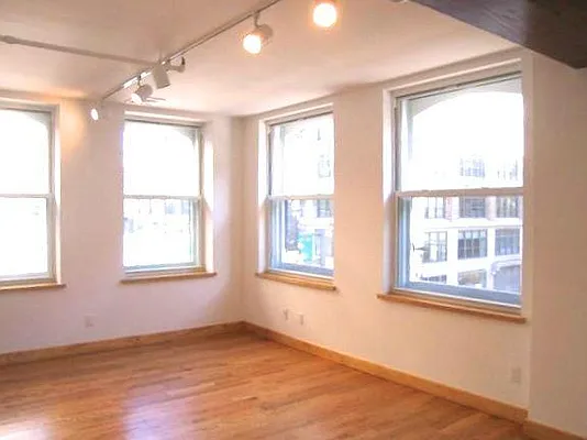 Rented by Level Group | media 25