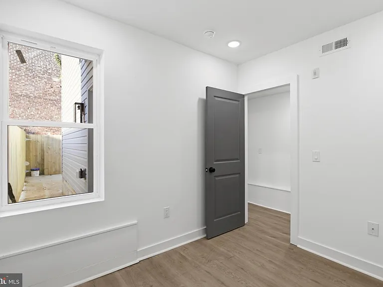 630 W Cumberland St #1 — Photo 10
