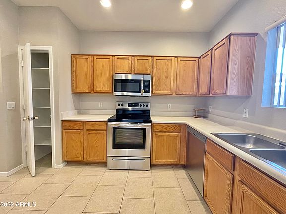 5th image of 1750 W Union Hills Dr Unit 74