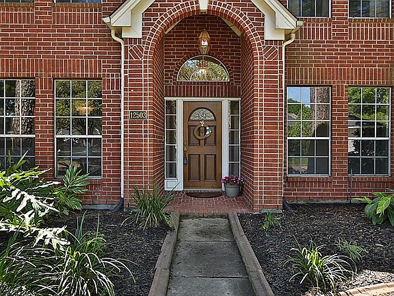 2nd image of 12503 New Hampton Dr