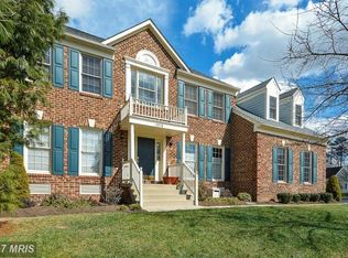 13518 Heathrow Ln, Centreville, VA 20120