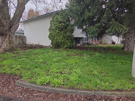3rd image of 2436 E 48th Ave