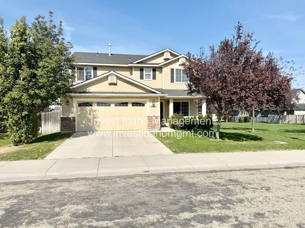 2582 E Copper Point Dr, Meridian, ID 83642