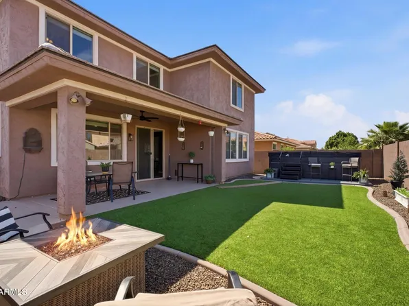 2430 E HAZELTINE Way, Gilbert, AZ 85298