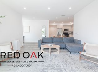 3910 Kentucky Dr #304, Los Angeles, CA 90068